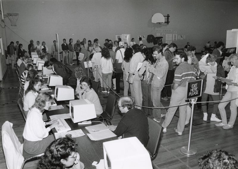 Registration day 1986 macewan 