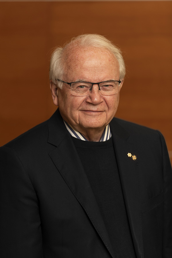 Dr. D. Lorne Tyrrell