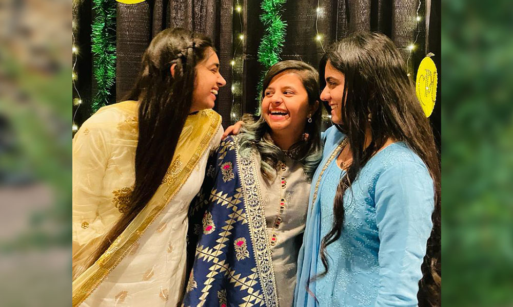 Avneet, laughing with her friends