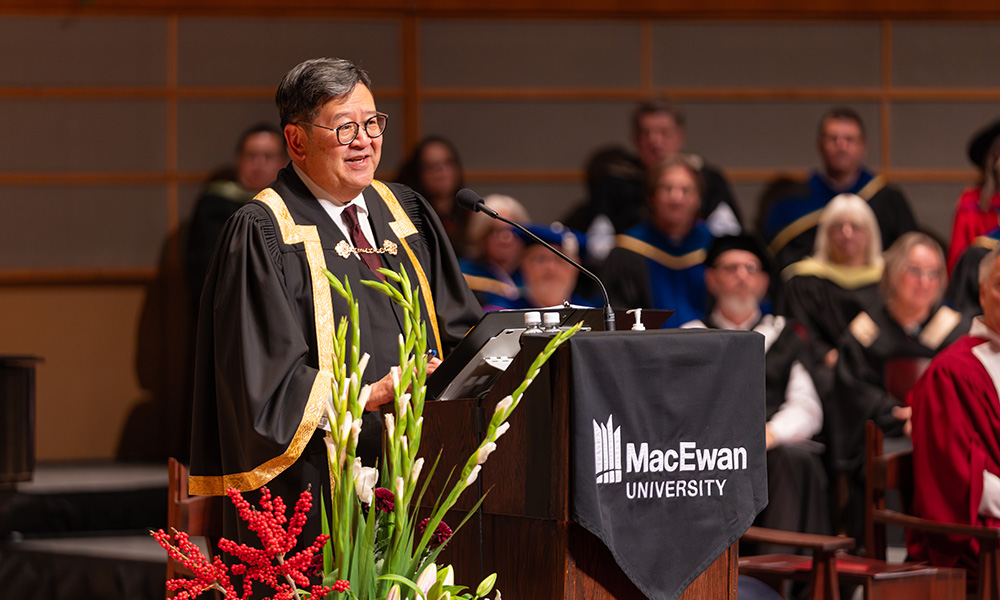 Chancellor Gary Mar addresses graduands at Convocation